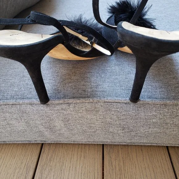 EUC kate spade pom-pom jet black heeled ankle sandals (10) - Picture 6 of 10